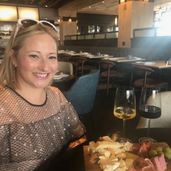 Meet your Posher, Heather - Picture 6 of 6